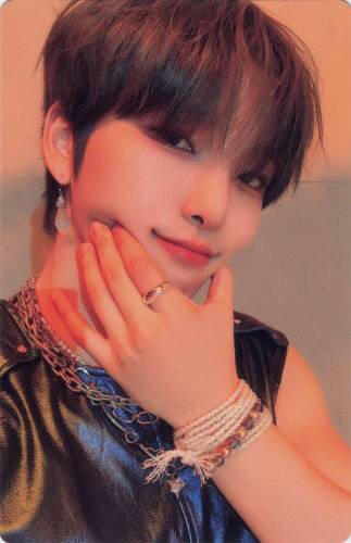 Photocard of Seoho squishing his cheeks