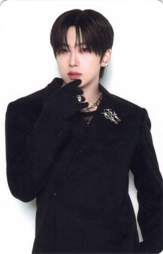 Photocard of Fuma dressed in all black and touching his chin