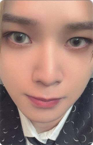 Photocard of Yudai closeup to the camera